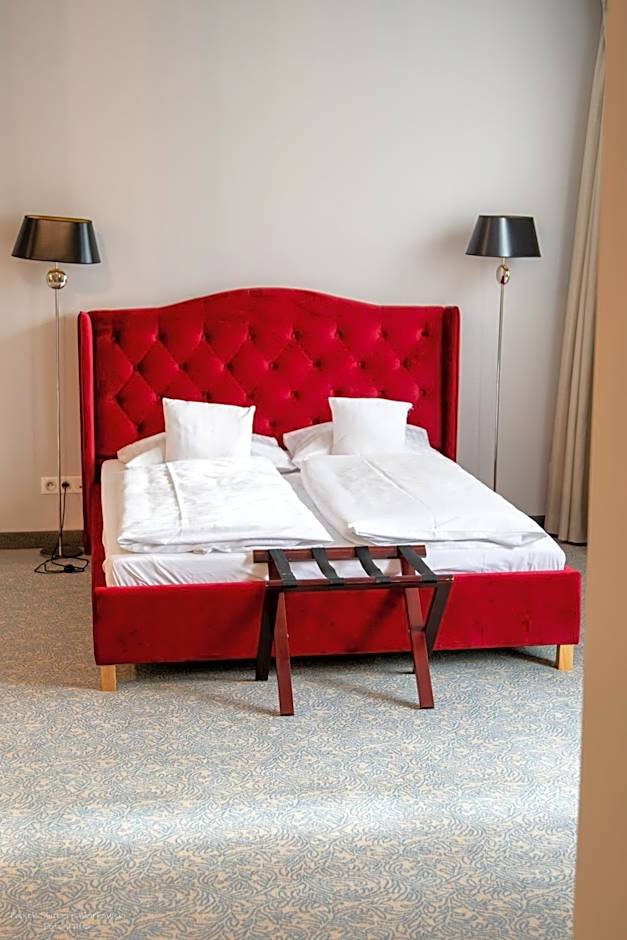 Palac na Wodzie Hotel & SPA