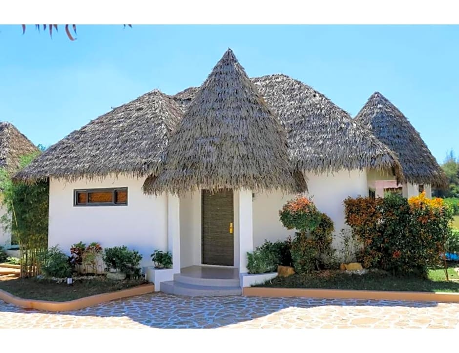 Safari Hotel and Villas powered by Cocotel