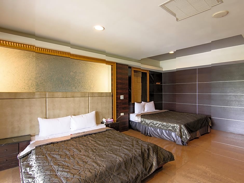 Harbor Elite Hotel