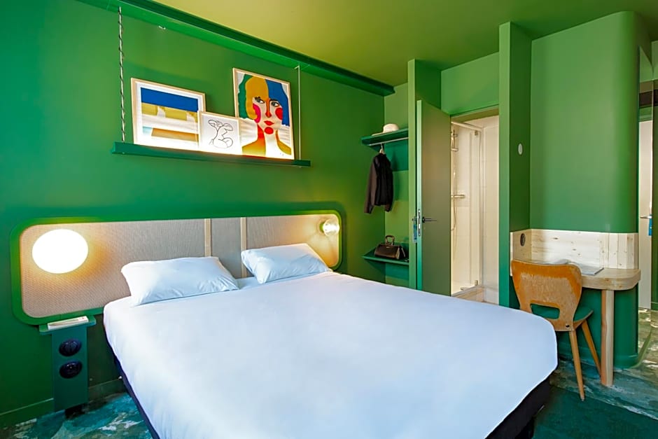 greet hotel Salon de Provence