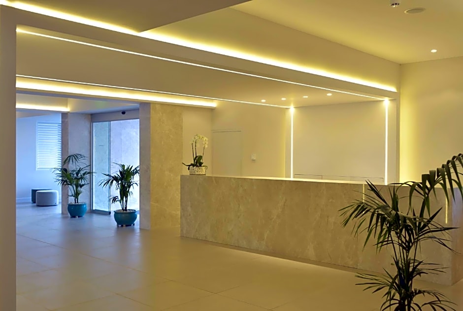 Sunrise Gardens Aparthotel