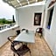 Birds Villa Apartments with Heated Pool - Including Car and Breakfast