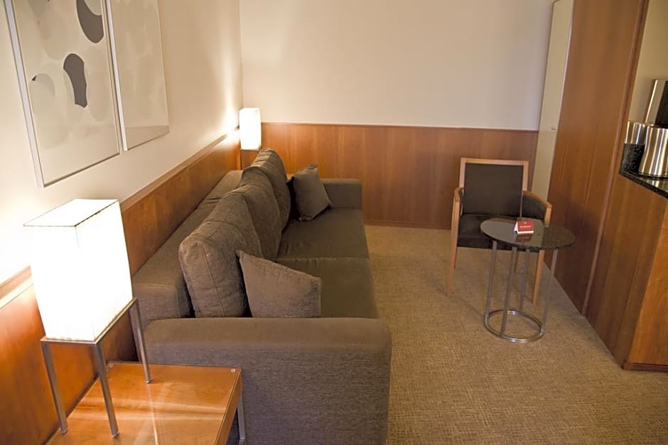 PeakTure Hotel Bucharest