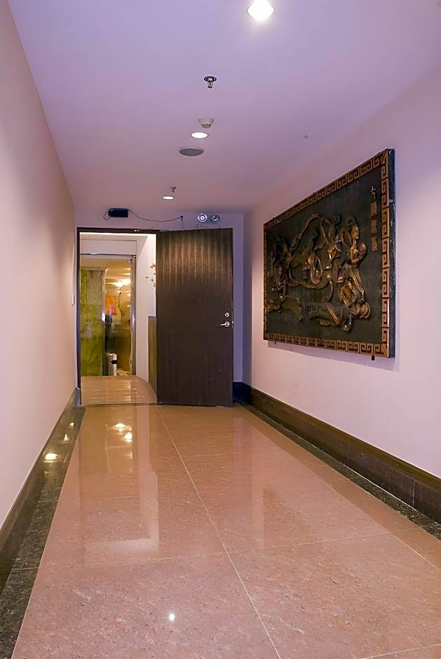 Xinhua Hotel