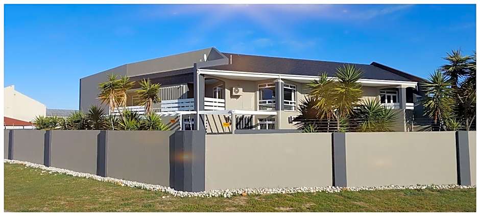Beachwood Inn Melkbosstrand