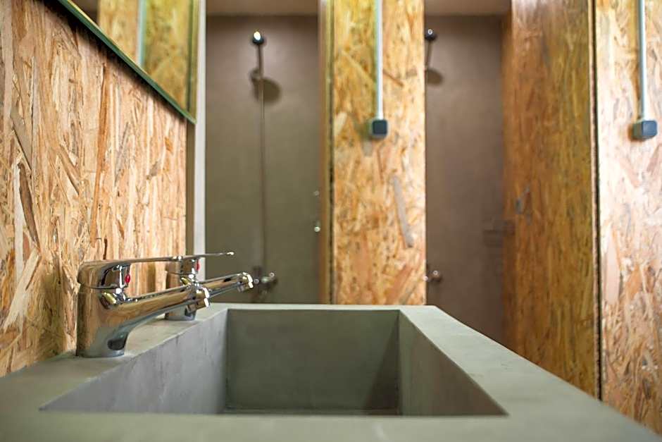 Bedway Athens Hostel