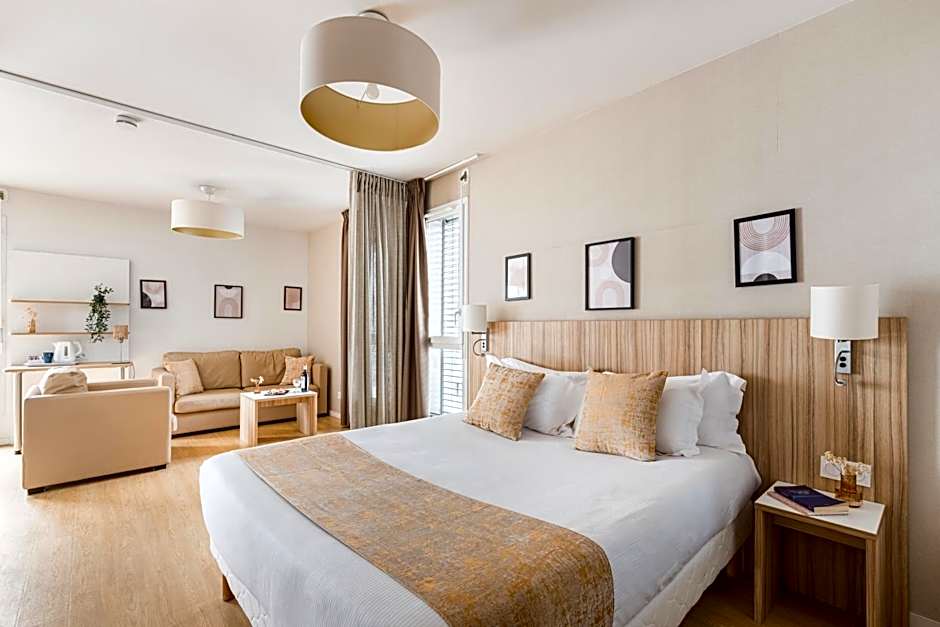 Q7 Lodge Lyon 7