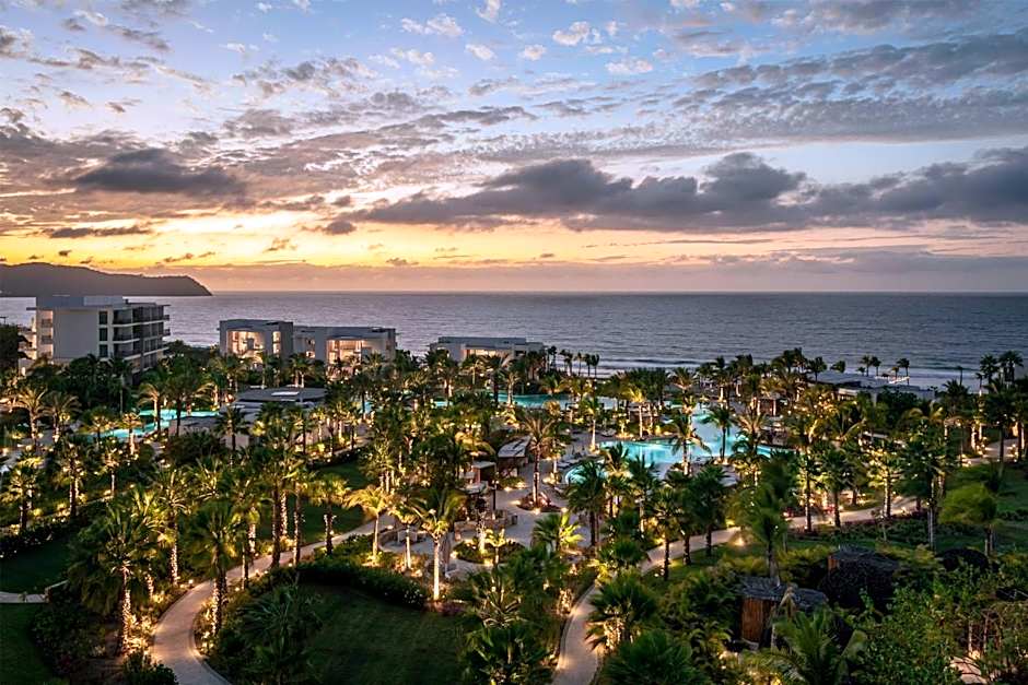 Conrad Punta de Mita