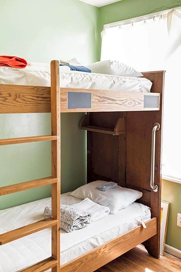 Hostel Detroit