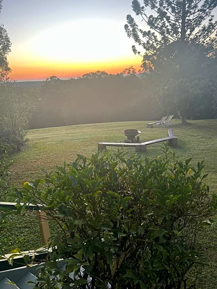 Noosa Hinterland Escape