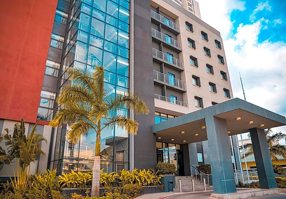 Crowne Plaza - Dar Es Salaam By IHG