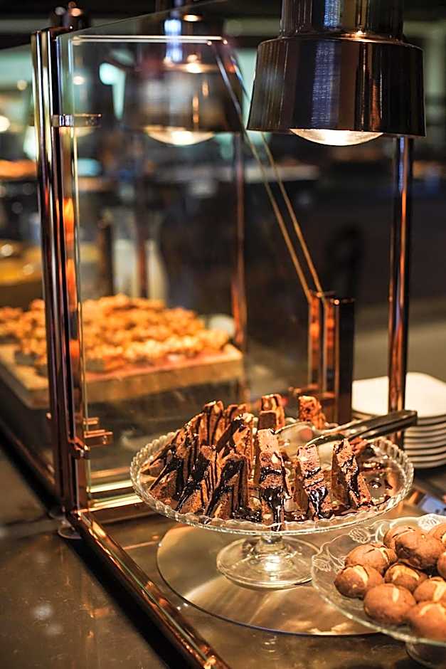 Almira Hotel Thermal Spa & Convention Center