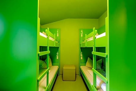 Quadruple Room with Shower