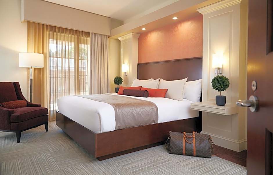 Photo 1 of 8 of 1 King Bed Suite, Accessible