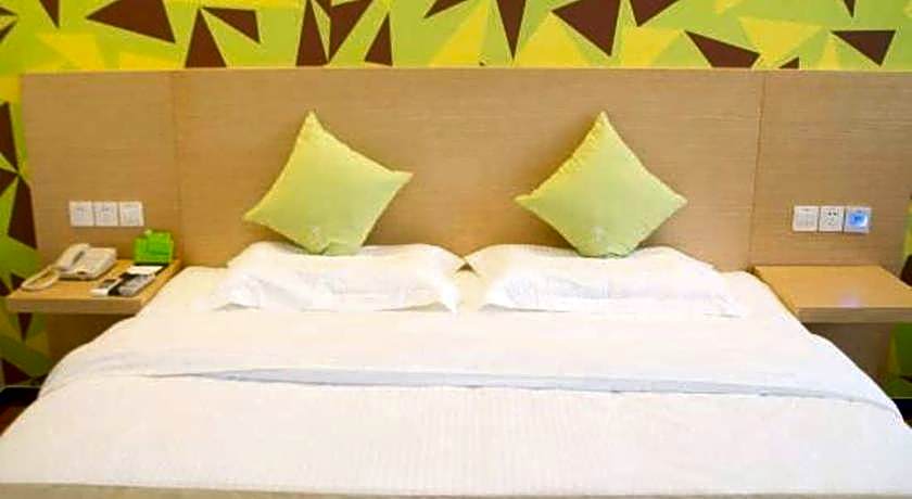 Vatica Hotel Xuzhou Suining Dognhuan Island East Bus Station