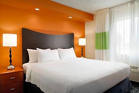 King Studio Suite with Sofabed