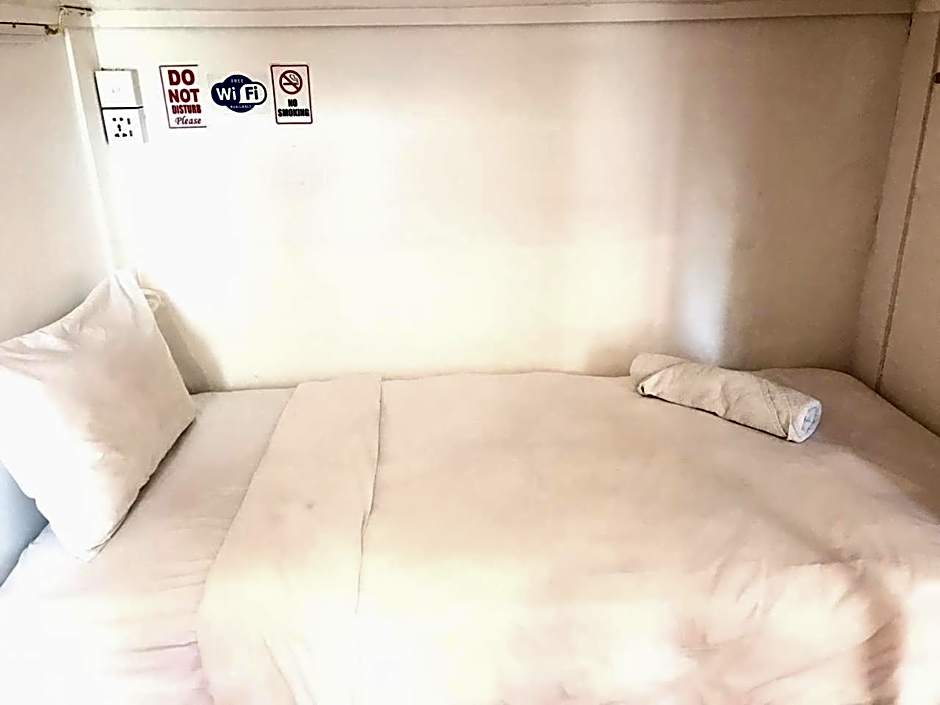 Ozora Tiying Tutul Hostel Canggu
