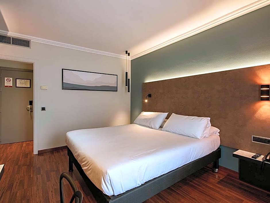 Ibis Styles Figueres Ronda