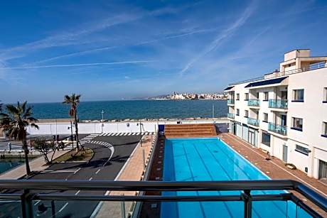 Double or Twin Room with terrace with Sea View (1-2 adults)