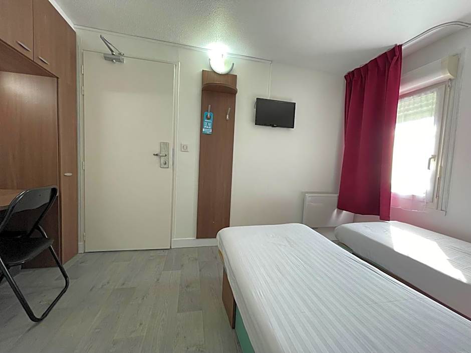 Kyriad Direct Val de Reuil