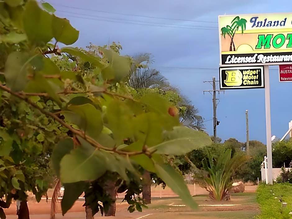 Inland Oasis Motel
