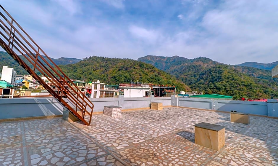 Itsy Hotels NV, Tapovan