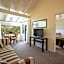 Emerald Inn on Takapuna Beach