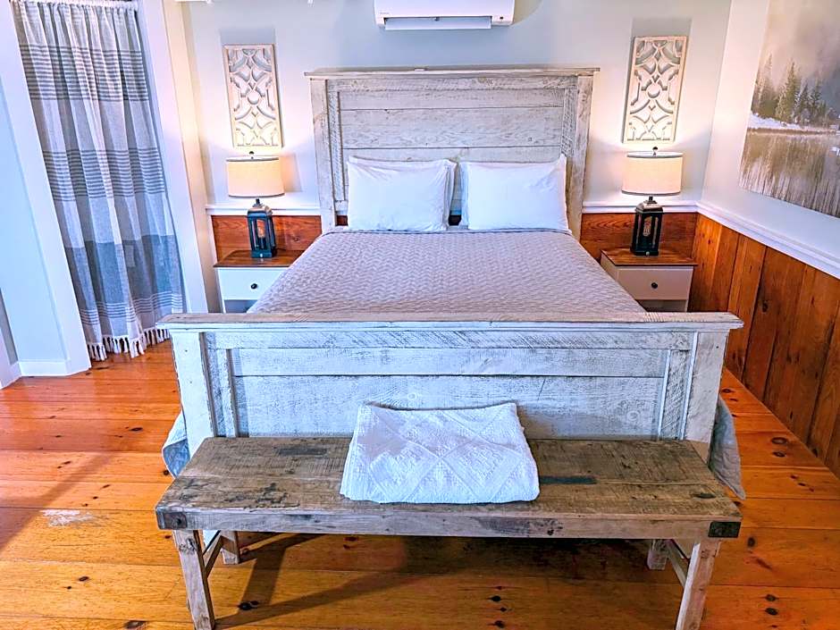 The Black Walnut Inn