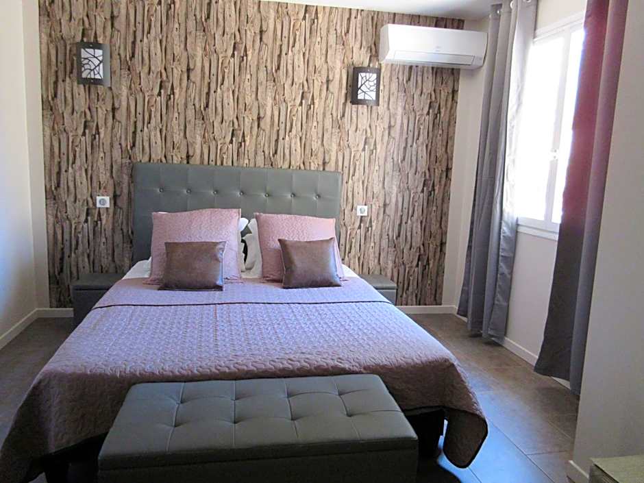 Villa Tricoli B&B avec Piscine