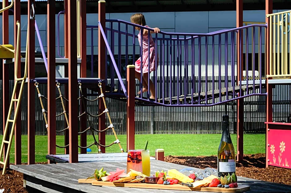 Georges Bay Apartments