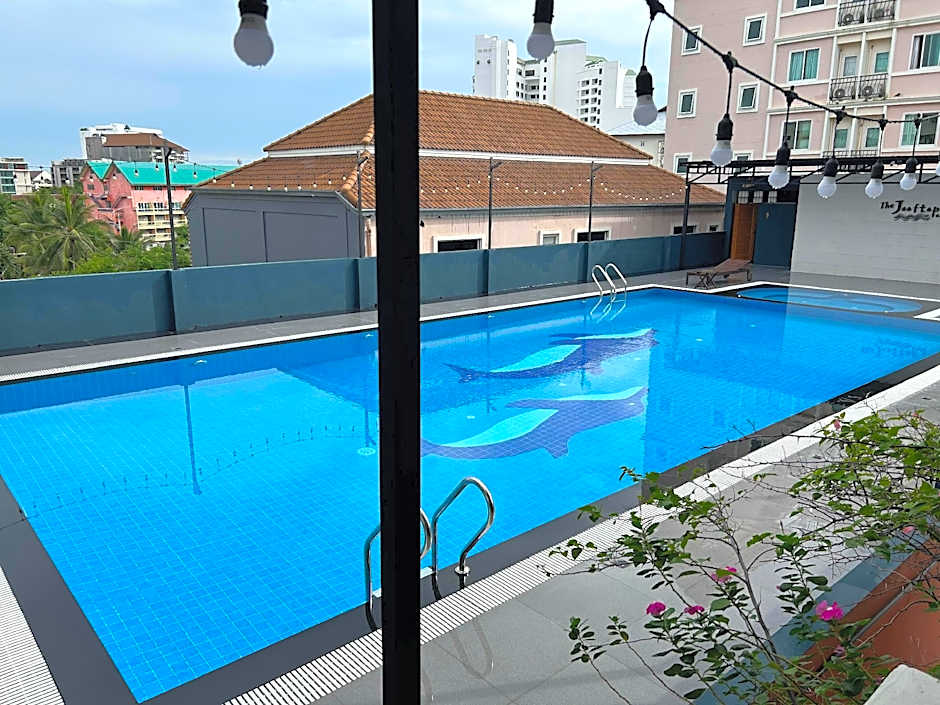 JOMTIEN longstay hotel