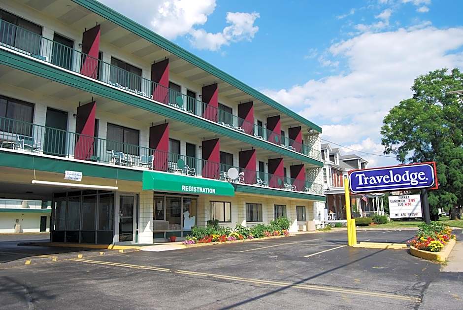 Travelodge by Wyndham Chambersburg