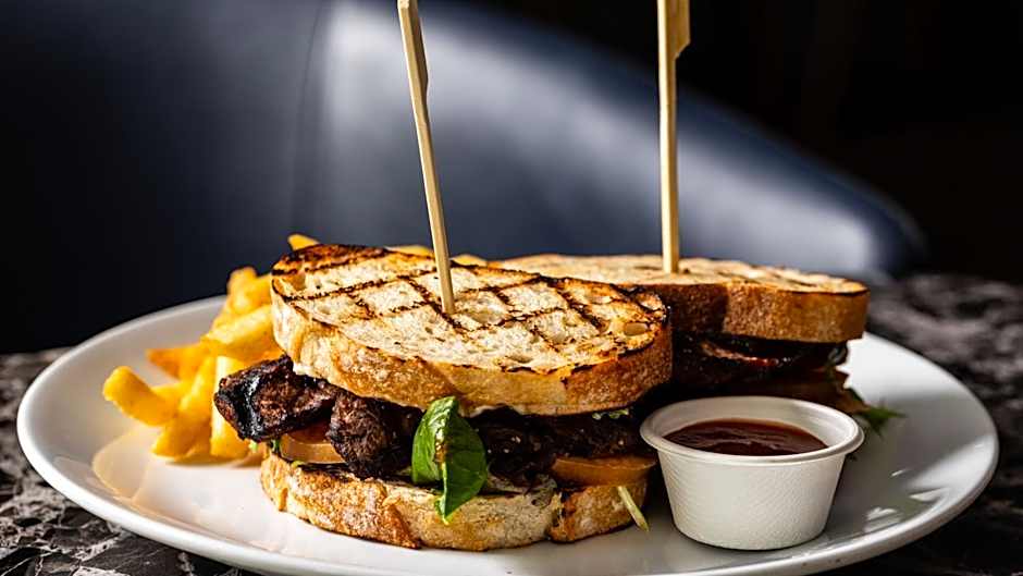 Holiday Inn Sydney Potts Point, an IHG Hotel By IHG