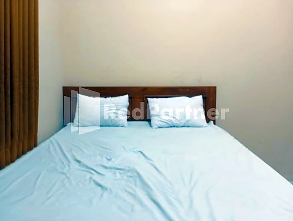 Isa Homestay Kudus Mitra Reddoorz