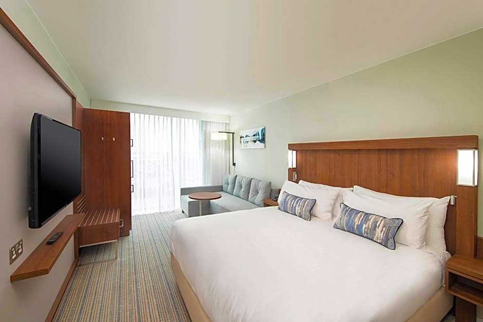 Courtyard by Marriott Inverness Airport