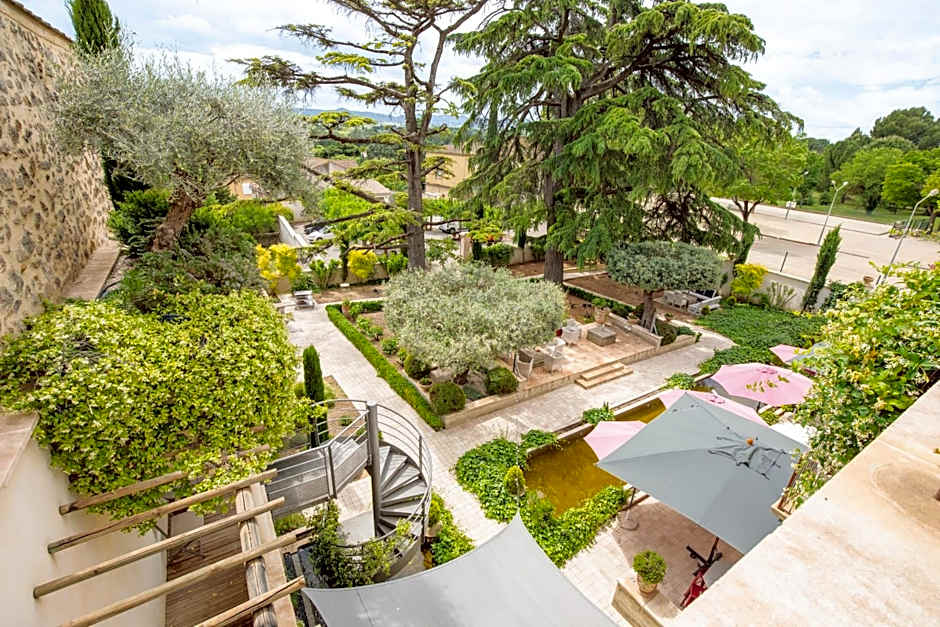 Boutique Hôtel La Villa Montesquieu & sa piscine
