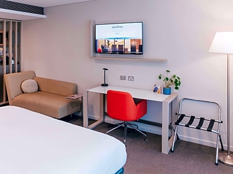 Superior Room with 1 King Size bed