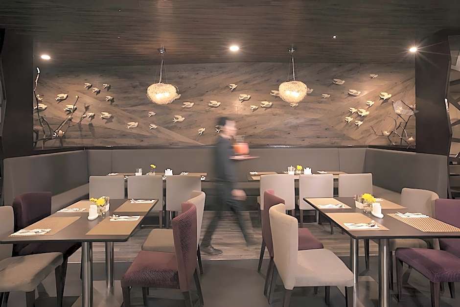 Oak Tree Urban Hotel