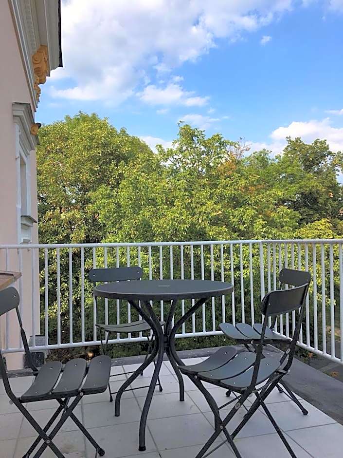 MVA House Teplice, Šanovský park