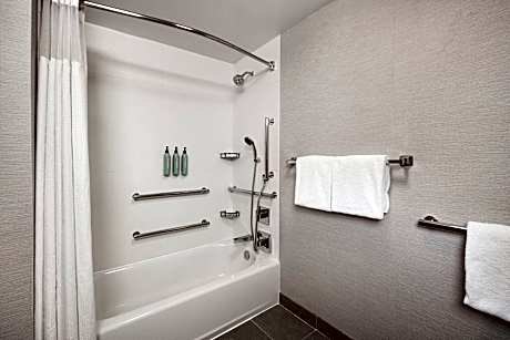 Room, 2 Double Beds (Hearing Accessible) (2 Double Beds)
