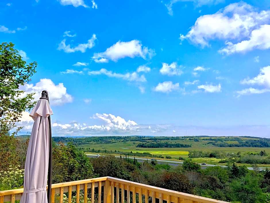 Admiral's Quay Motel & Suites