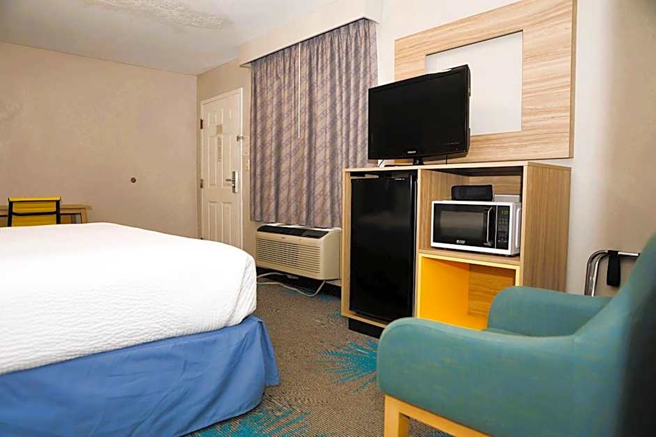 Days Inn by Wyndham East Albuquerque