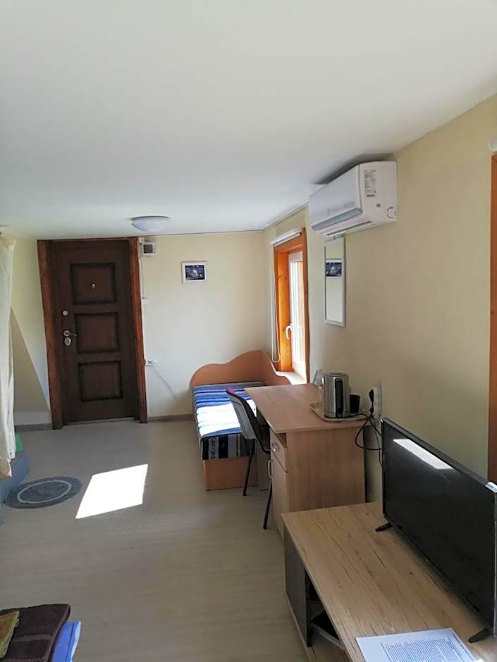 Nakvynė apgyvendinimo paslaugos DAIVOS NAKVYNĖS NAMAI