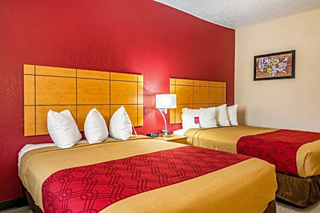 Queen Room with Two Queen Beds - Non-Smoking