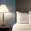 AmericInn by Wyndham La Crosse Riverfront-Conference Center