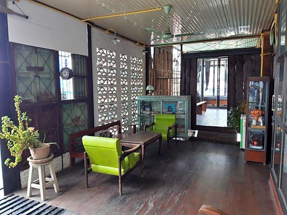 ทุ่งยั้งเฮ้าส์