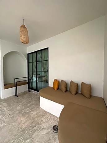 Classic Quadruple Room