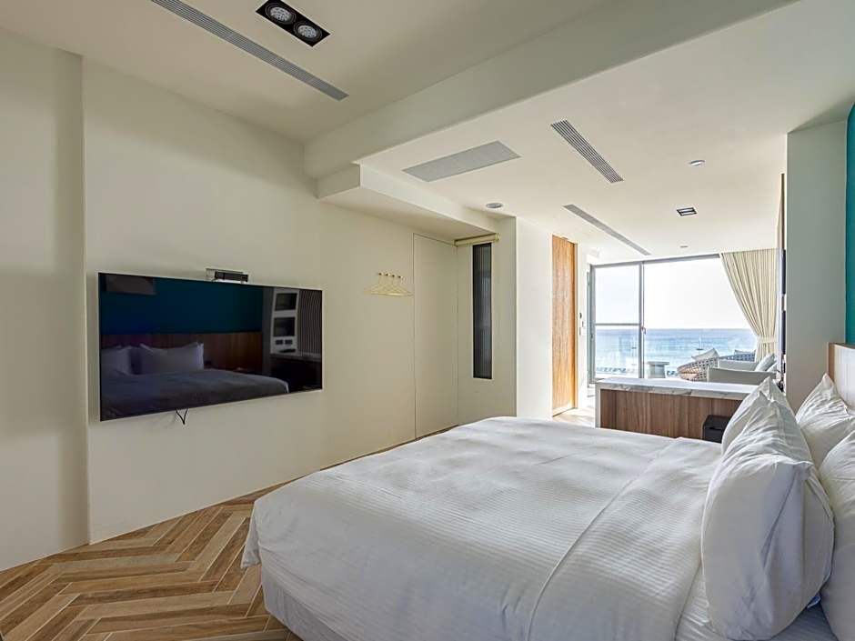 Kenting Sea Wall 130