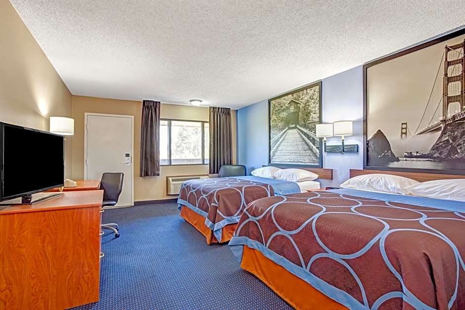 Super 8 by Wyndham Albany