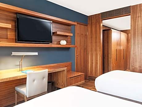 Special Offer - Classic Room with Free Parking